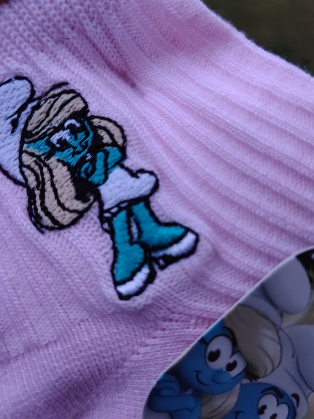 Ladies Pink Ruffle Anklet Socks - Picture 2 of 5